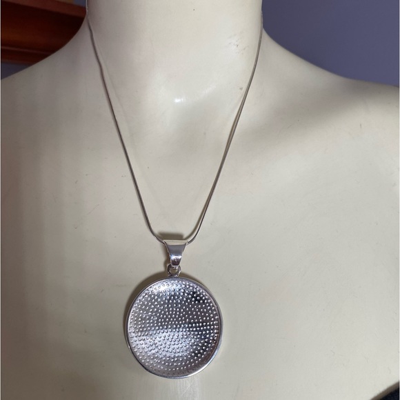 Silpada Retired Sterling Silver Disk Pendant - Picture 5 of 7
